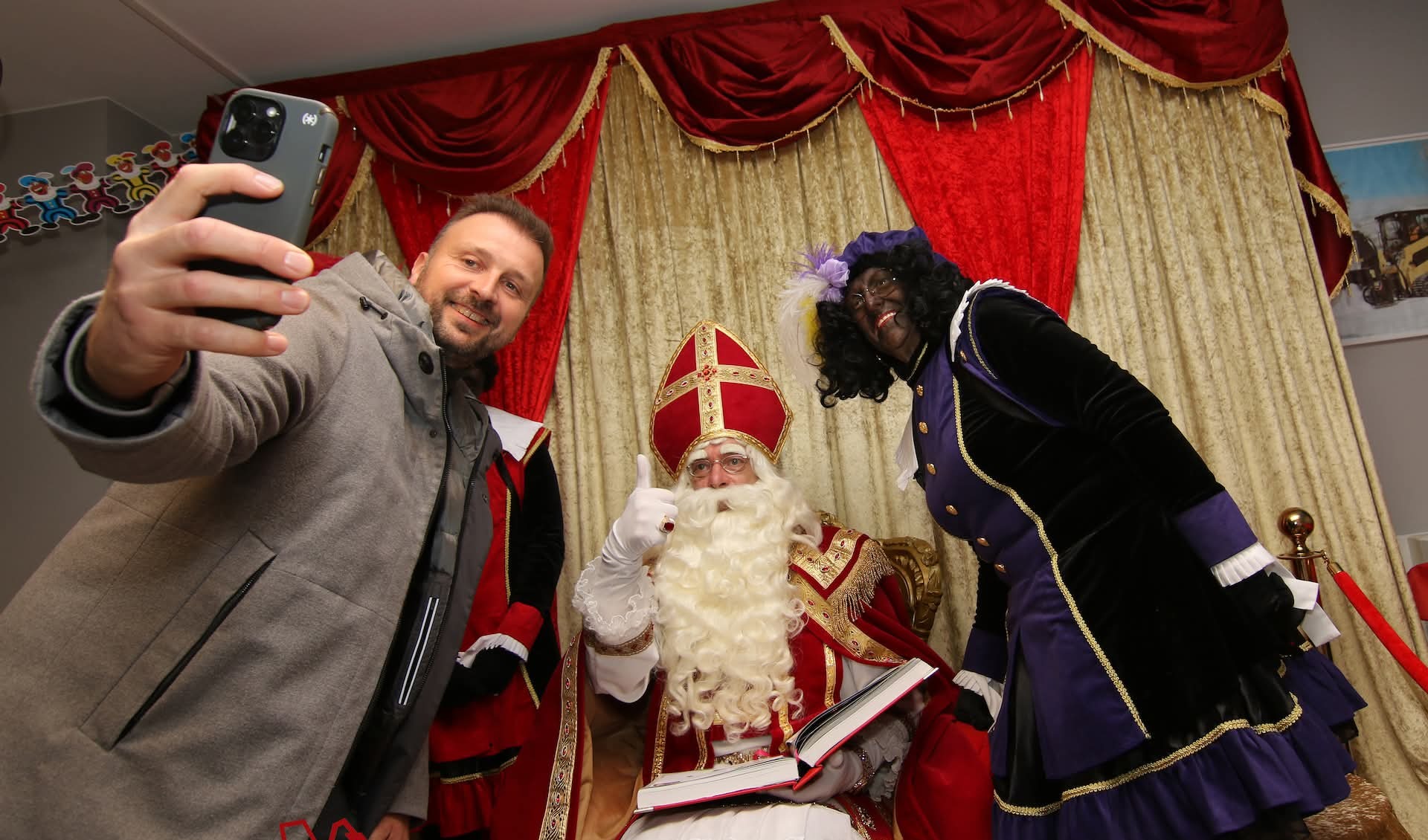 Selfie met Sinterklaas